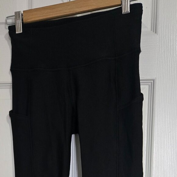 Lululemon Fast and Free Thermal Leggings with pockets 28" size 4 Black - Picture 3 of 15